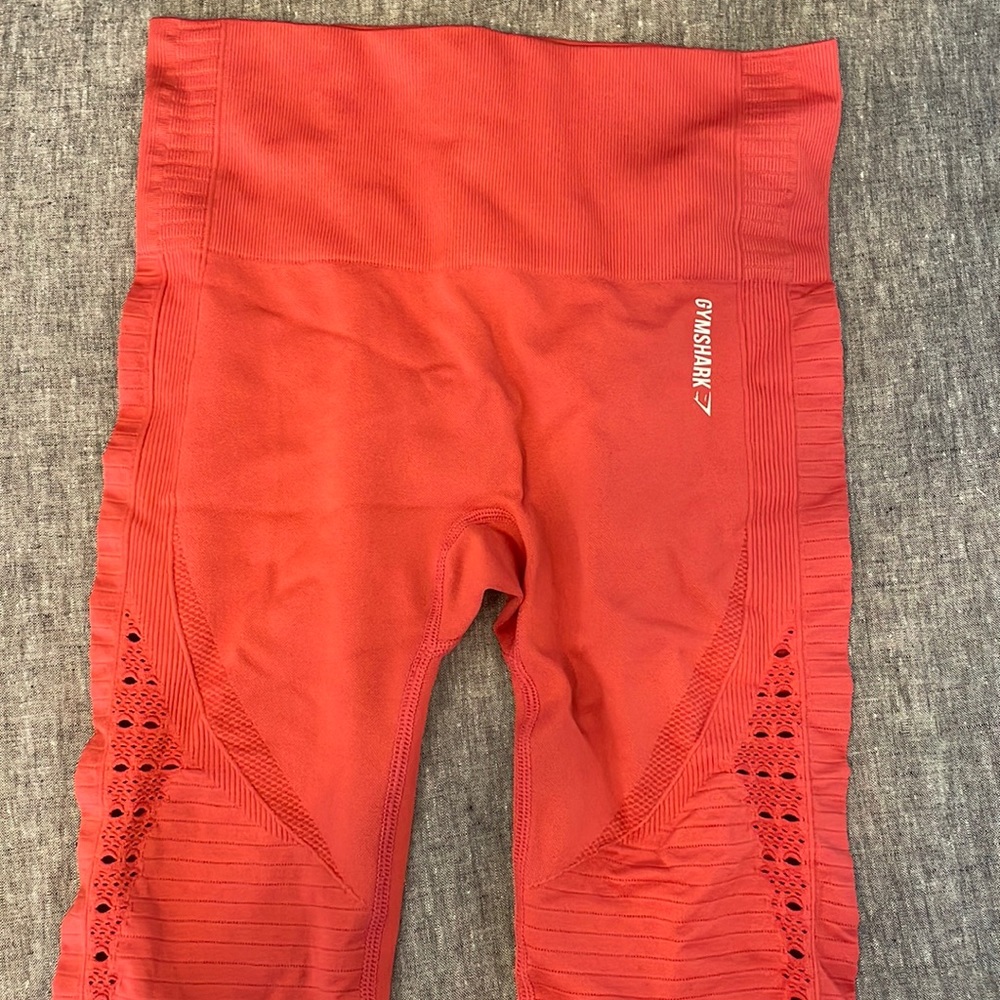 Womens capri pant leggings gym shark small red